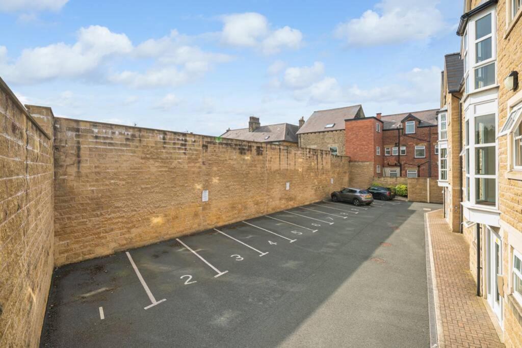 Ferienwohnung The Mowbray Harrogate Exterior foto
